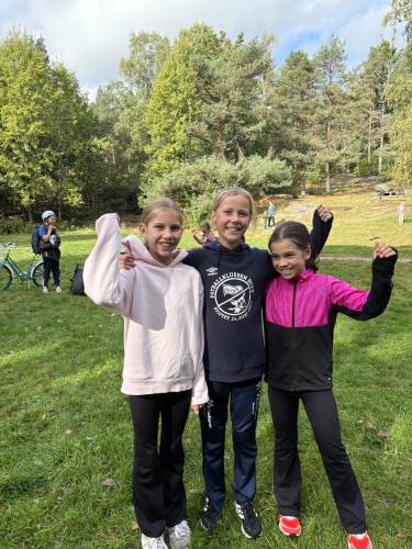 f.v.: Camille, Alvilde og Sofia